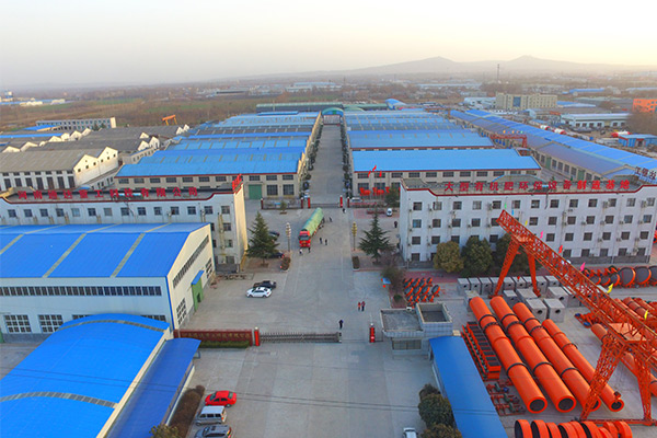 90000㎡大型有機(jī)肥設(shè)備生產(chǎn)基地