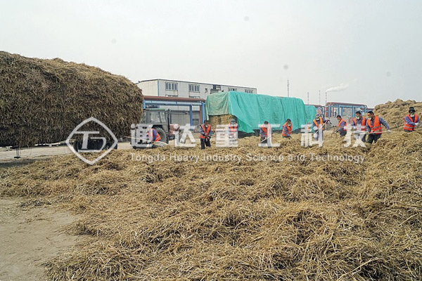  秸稈發(fā)酵有機(jī)肥生產(chǎn)線投資多少錢費(fèi)用?工藝流程步驟是什么?